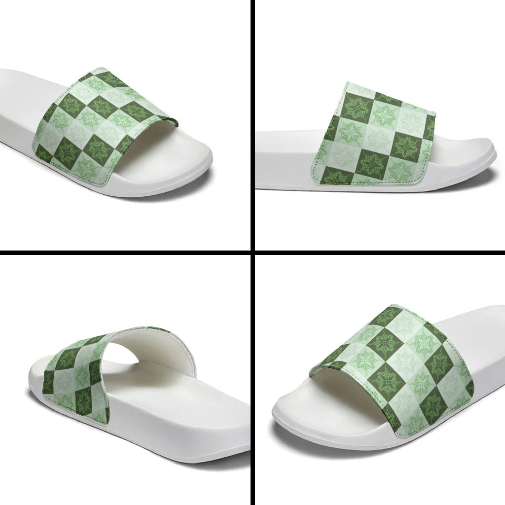 Sage Green Manta Ray Hawaiian Quilt Motif Slide Sandals