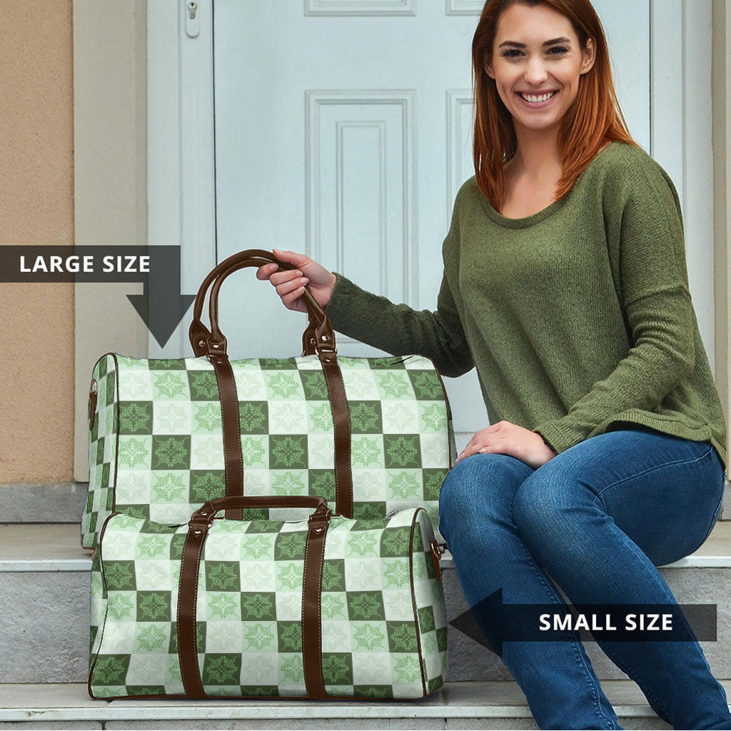 Sage Green Manta Ray Hawaiian Quilt Motif Travel Bag