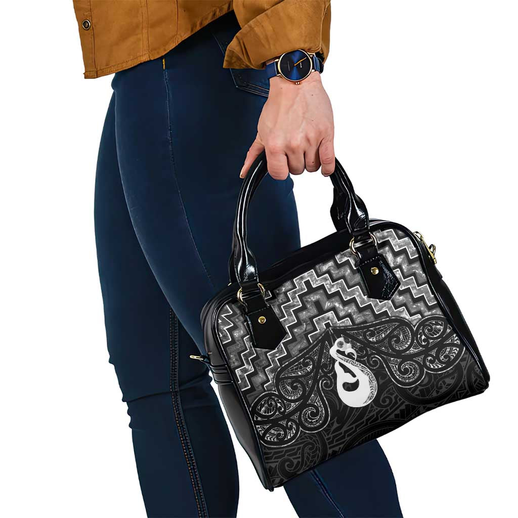 New Zealand Maori Shoulder Handbag Poutama Manaia Black Paua Shell LT05 - Polynesian Pride