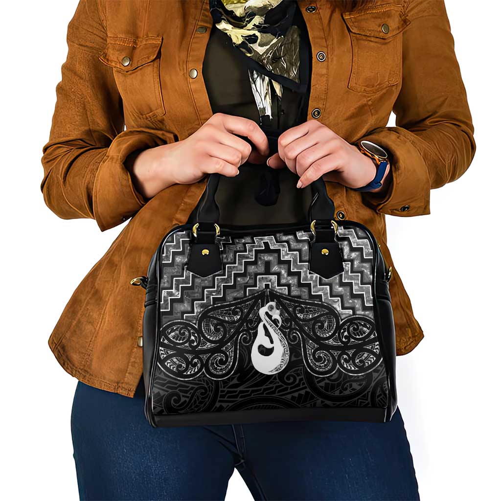 New Zealand Maori Shoulder Handbag Poutama Manaia Black Paua Shell LT05 - Polynesian Pride