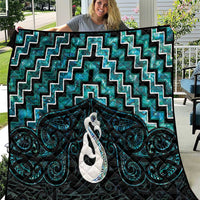 New Zealand Maori Quilt Poutama Manaia Turquoise Paua Shell