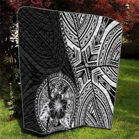 Hibiscus With Black Austronesian Tattoo Pattern Quilt - Polynesian Pride