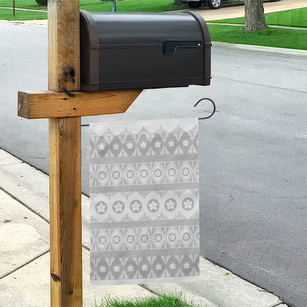 Tonga White Sunday Garden Flag Tongan Ngatu Siale Pattern - Polynesian Pride