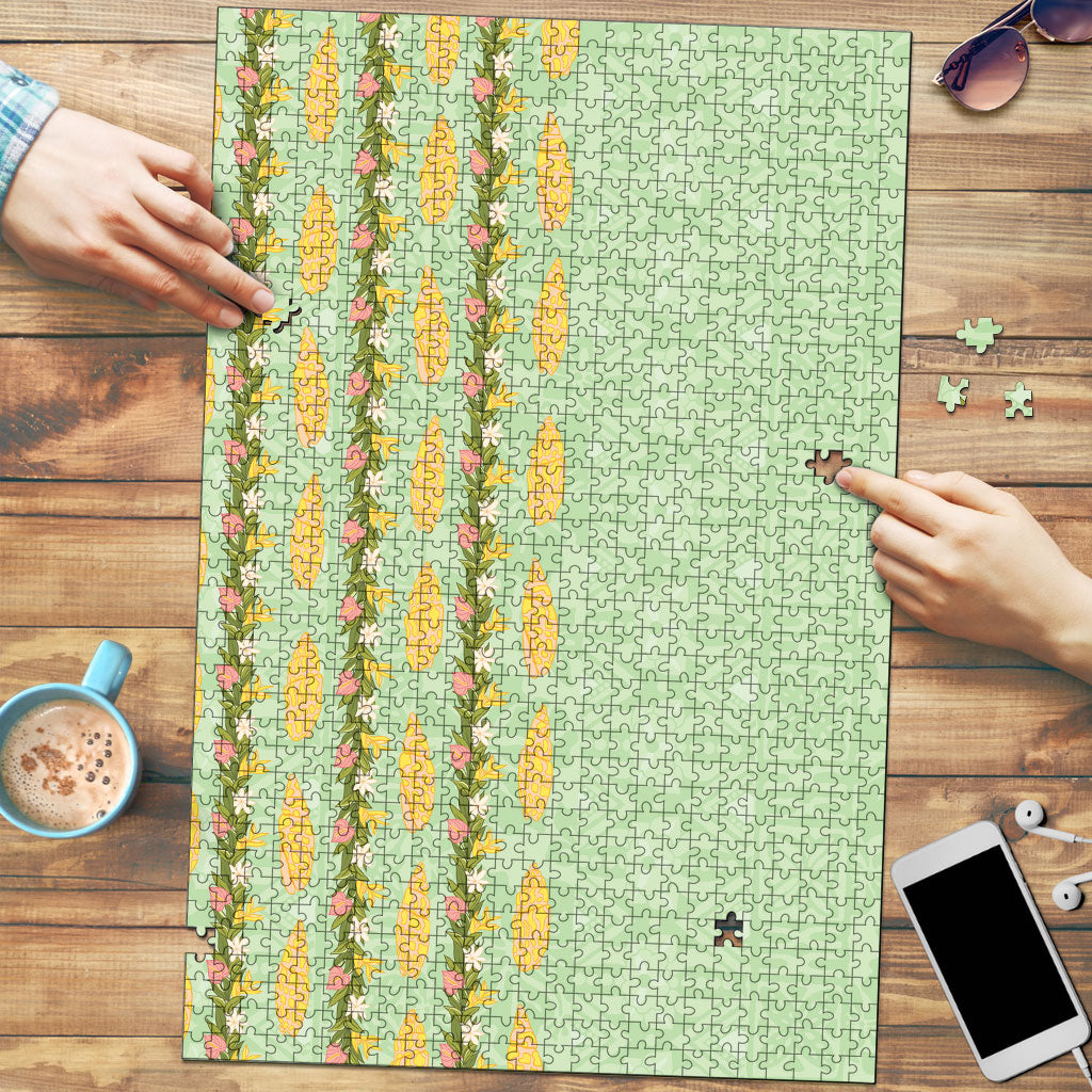 Hawaii Shell Tiare Anthurium Heliconia Lei Puzzle With Tapa Pattern Baby Green
