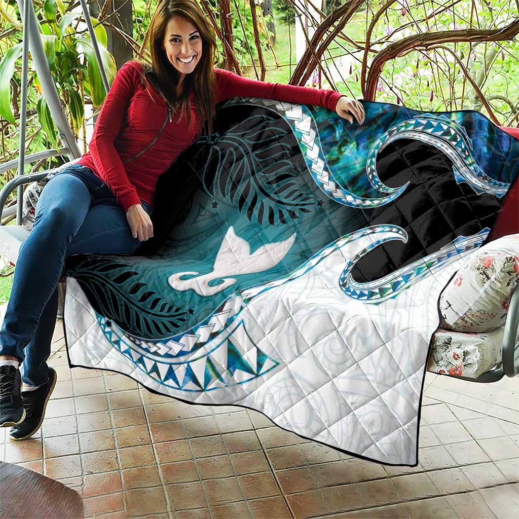 Aotearoa New Zealand Quilt Maori Wera Paua Shell Teal Glitter