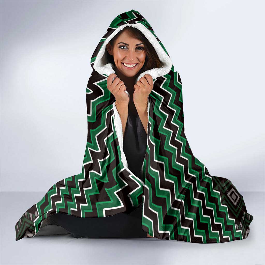 New Zealand Aotearoa Hooded Blanket Green Poutama With Taniko Pattern LT05