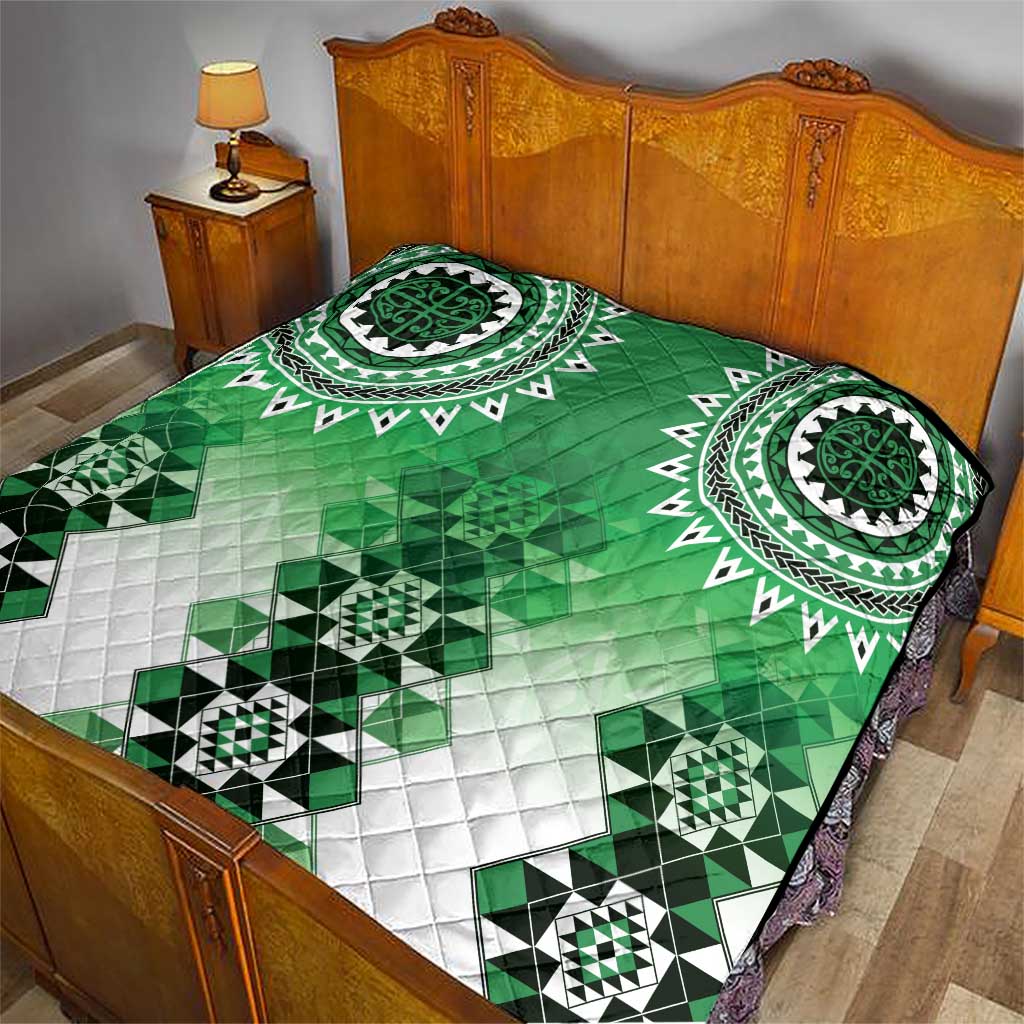 New Zealand Quilt Poutama Mix Green Taniko Inspired Art LT05