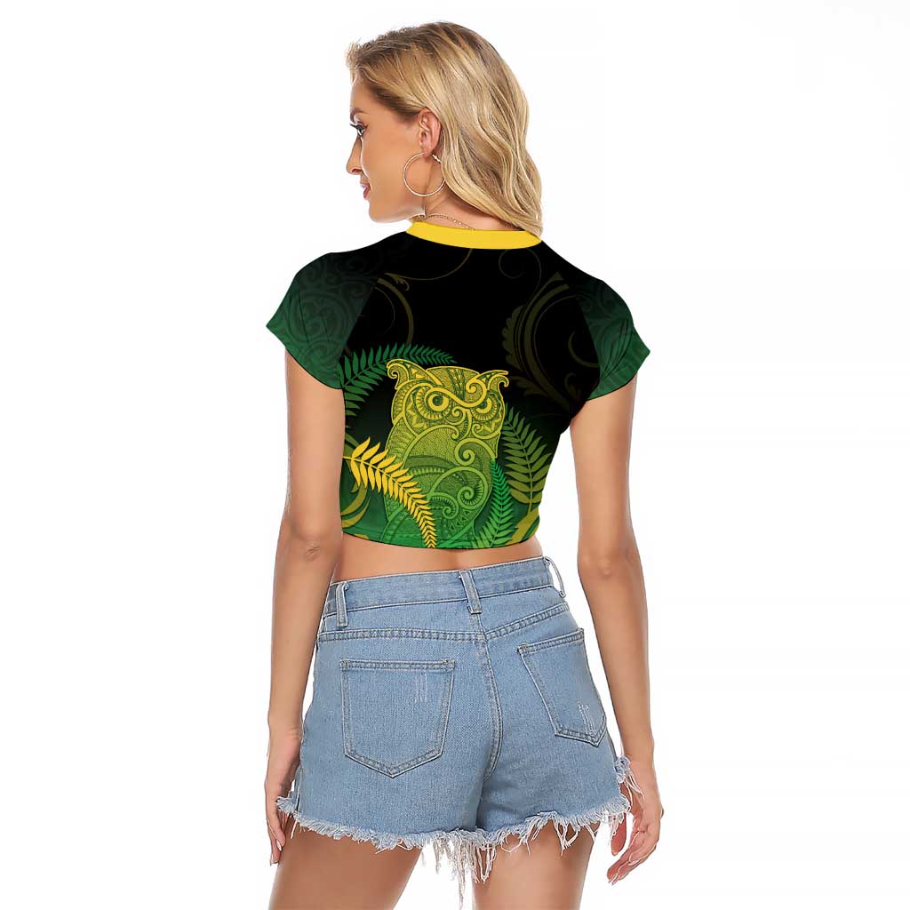 New Zealand Aotearoa Ruru Raglan Cropped T Shirt Maori Fern Art Green