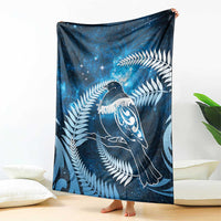 New Zealand Matariki Blanket Pigeon Kereru Maori Fern Art