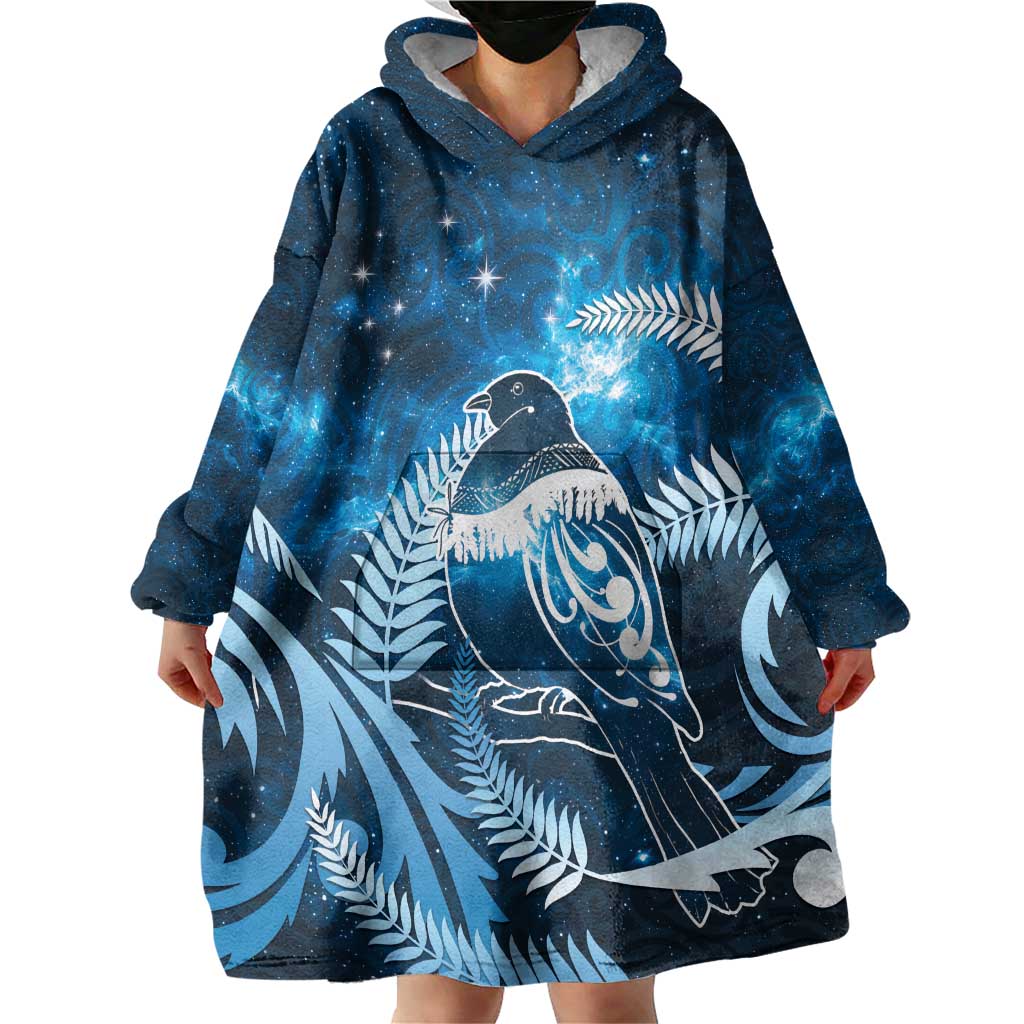 New Zealand Matariki Wearable Blanket Hoodie Pigeon Kereru Maori Fern Art