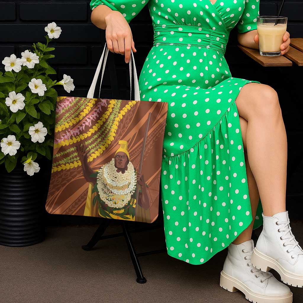 Hawaii King Kamehameha Tote Bag Hawaiian Kakau Pattern With Leis