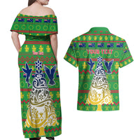 Personalised Cook Islands Christmas Couples Matching Off Shoulder Maxi Dress and Hawaiian Shirt Santa Coat Of Arms Meri Kiritimiti LT05 - Polynesian Pride