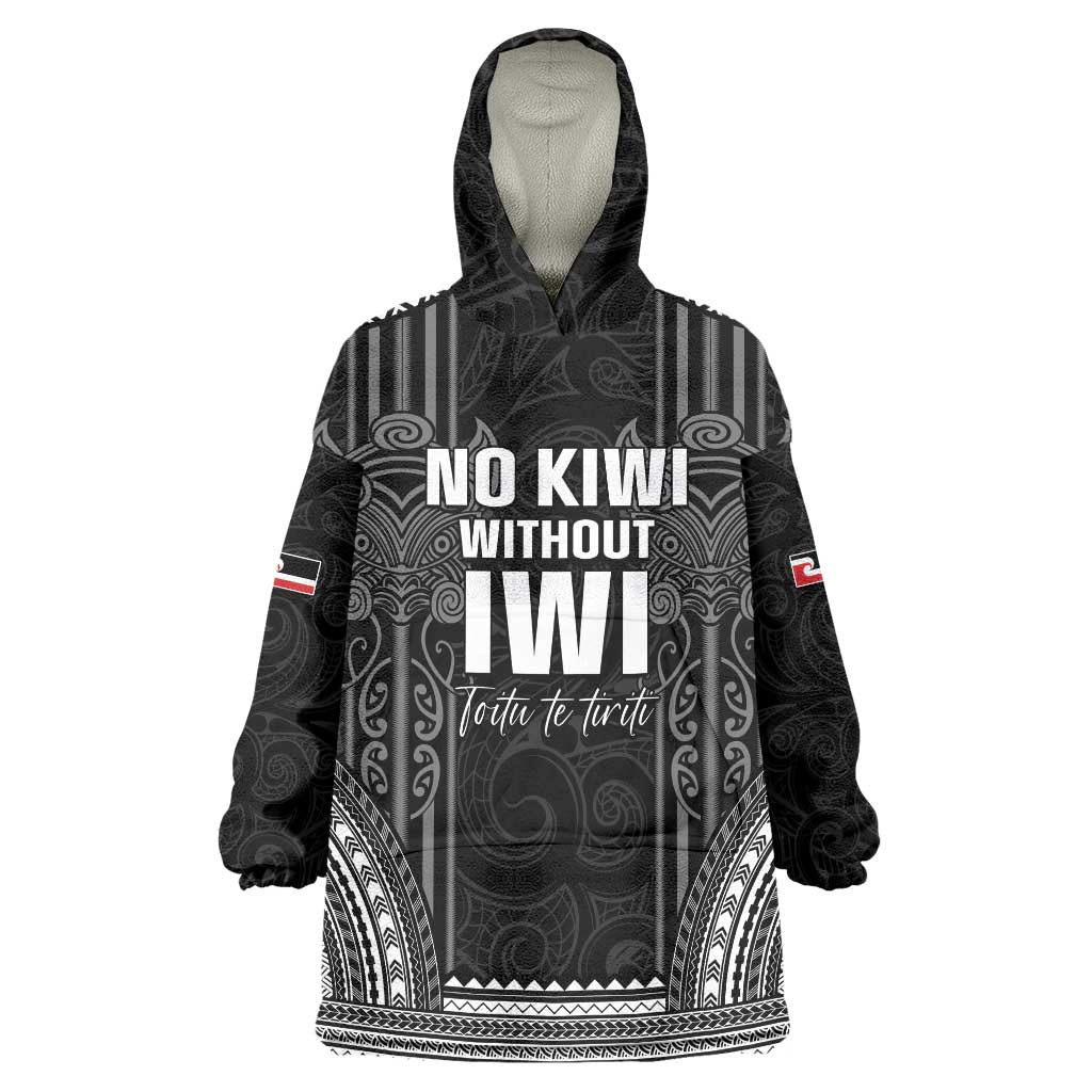 Aotearoa Toitu Te Tiriti Wearable Blanket Hoodie No Kiwi Without Iwi LT05 One Size Black - Polynesian Pride