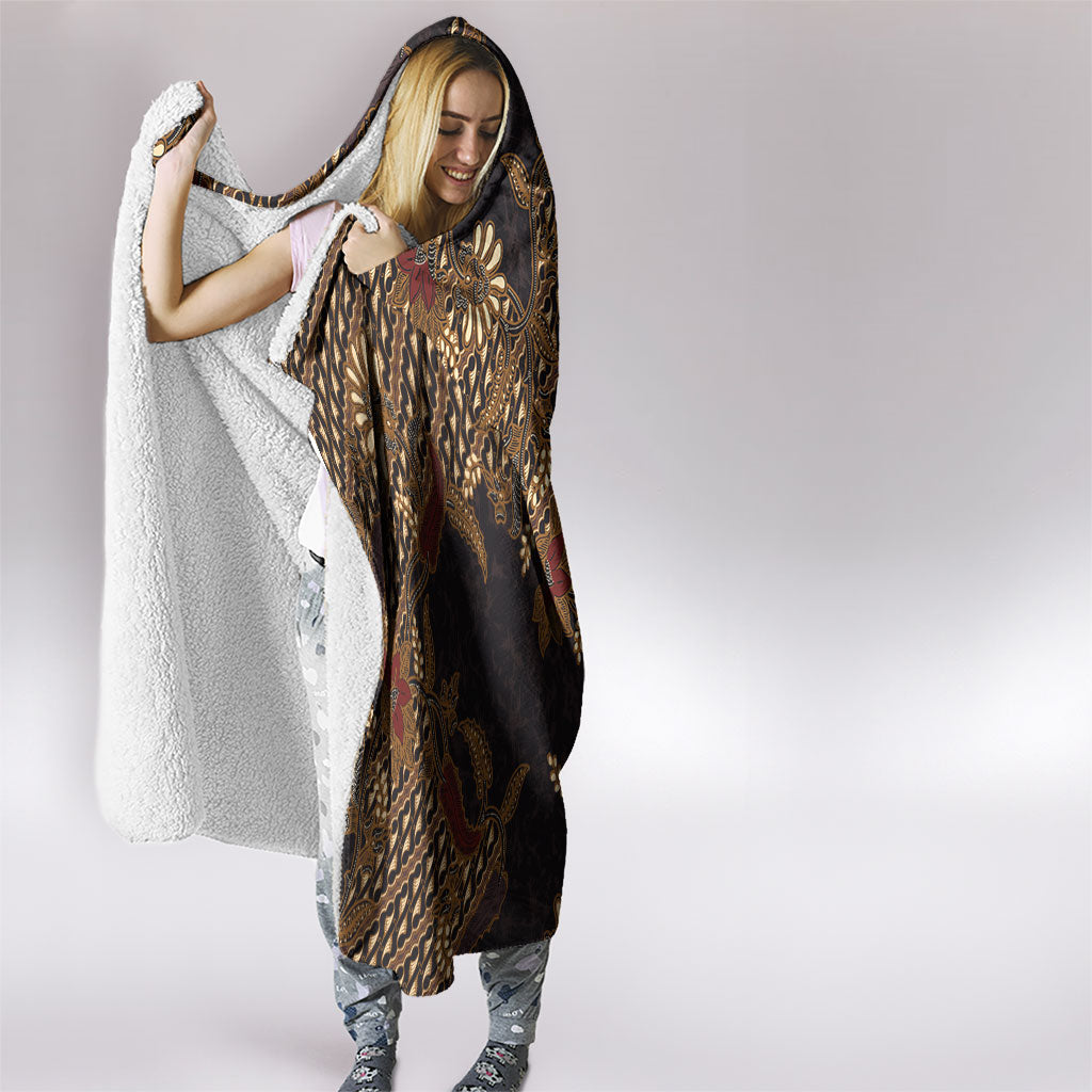 Indonesian Parang Batik Hooded Blanket Brown Gold Floral Pattern