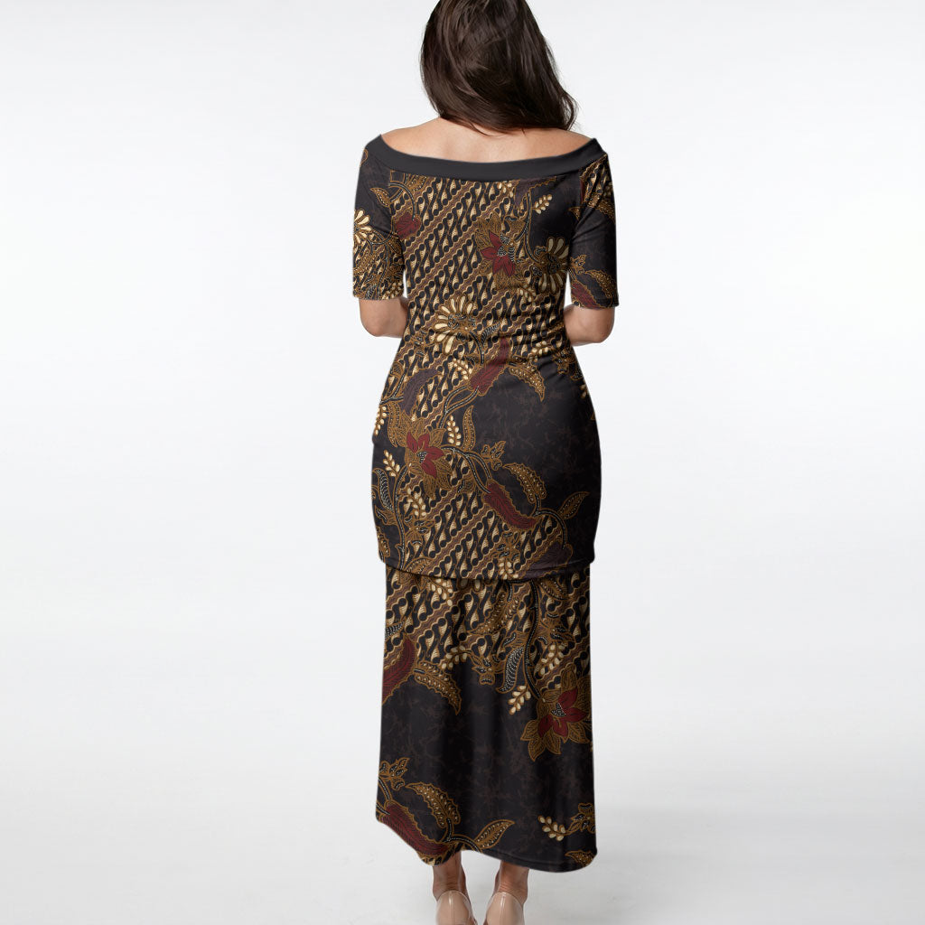 Indonesian Parang Batik Puletasi Brown Gold Floral Pattern
