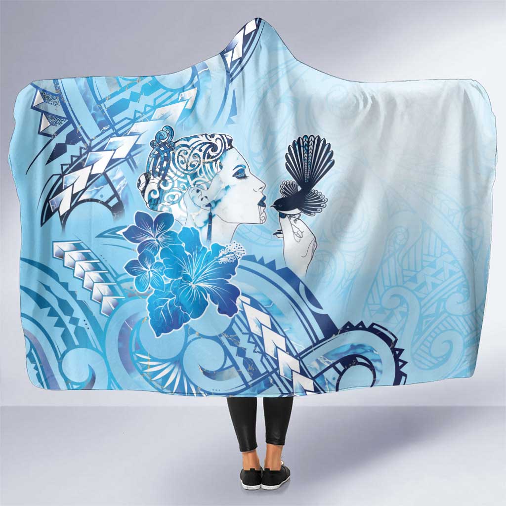 Aotearoa Maori Wahine Hooded Blanket Fantail Bird Blue Gold Marble