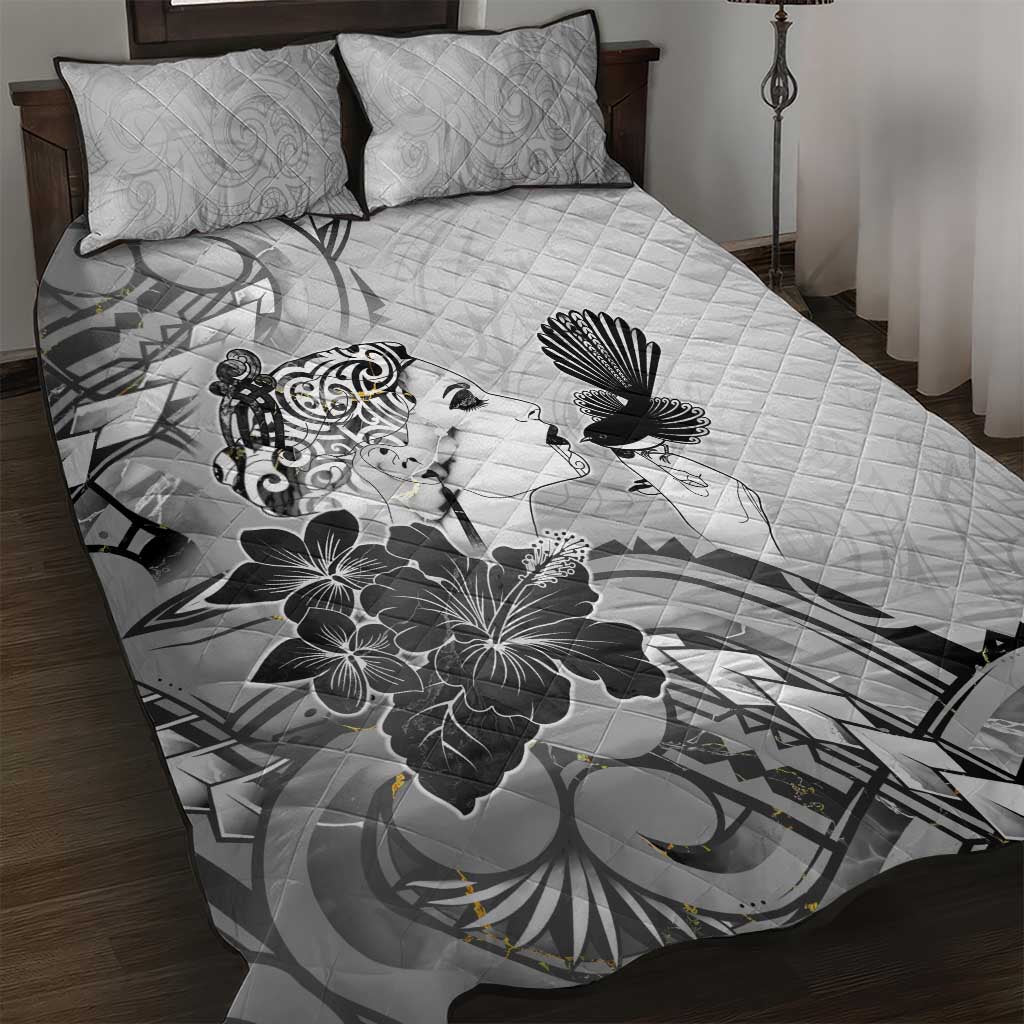 Aotearoa Maori Wahine Quilt Bed Set Fantail Bird Black Gold Marble LT05 Black - Polynesian Pride