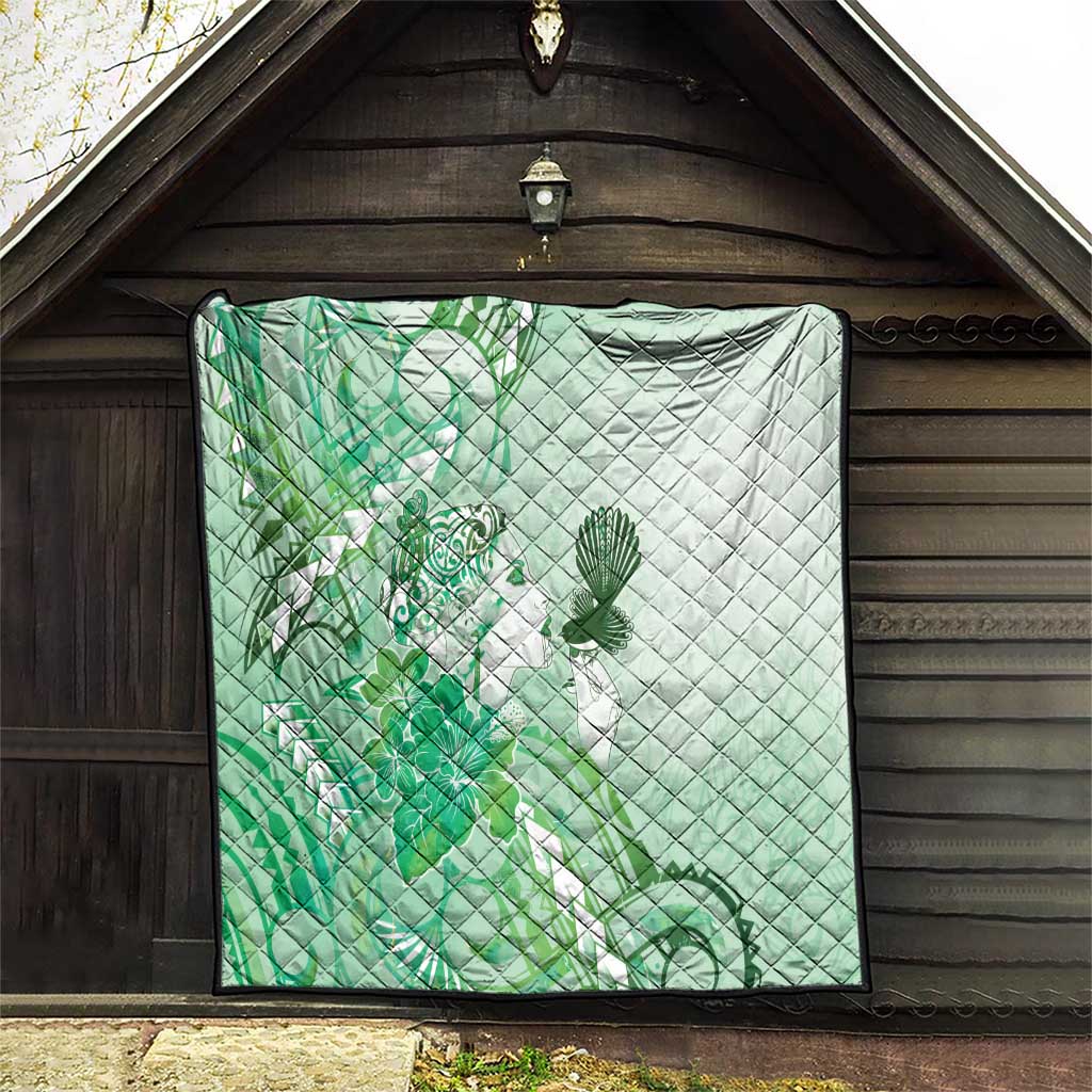 Aotearoa Maori Wahine Quilt Fantail Bird Green Gold Marble LT05 - Polynesian Pride