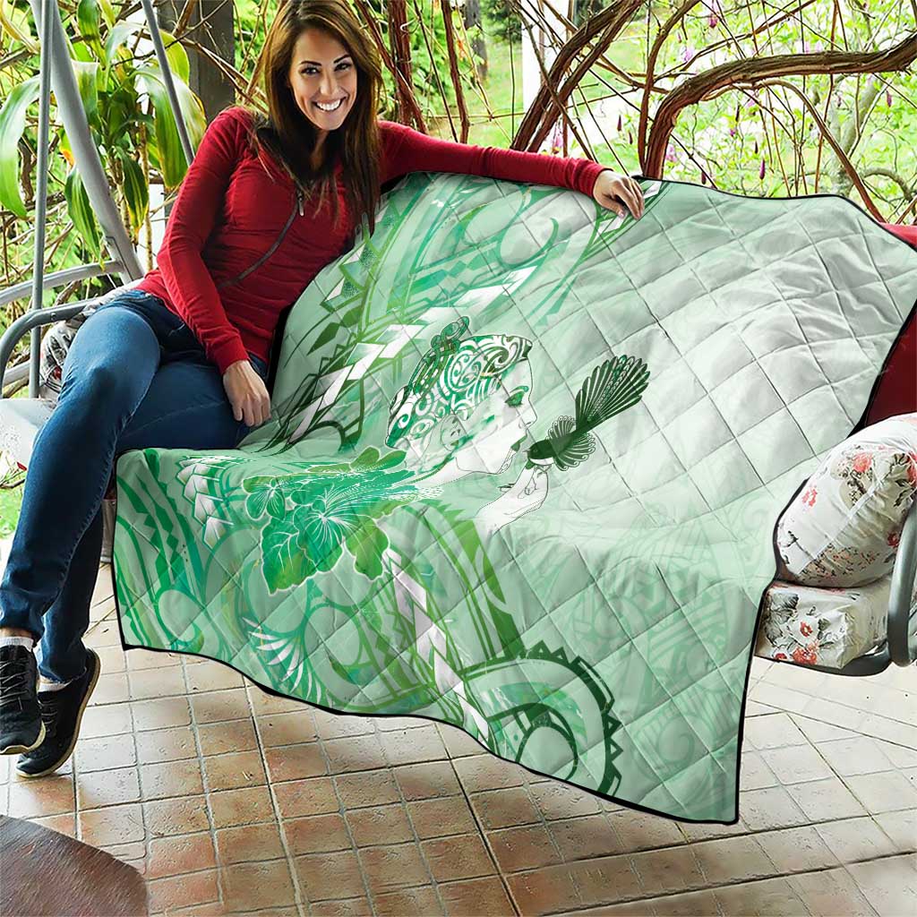 Aotearoa Maori Wahine Quilt Fantail Bird Green Gold Marble LT05 - Polynesian Pride