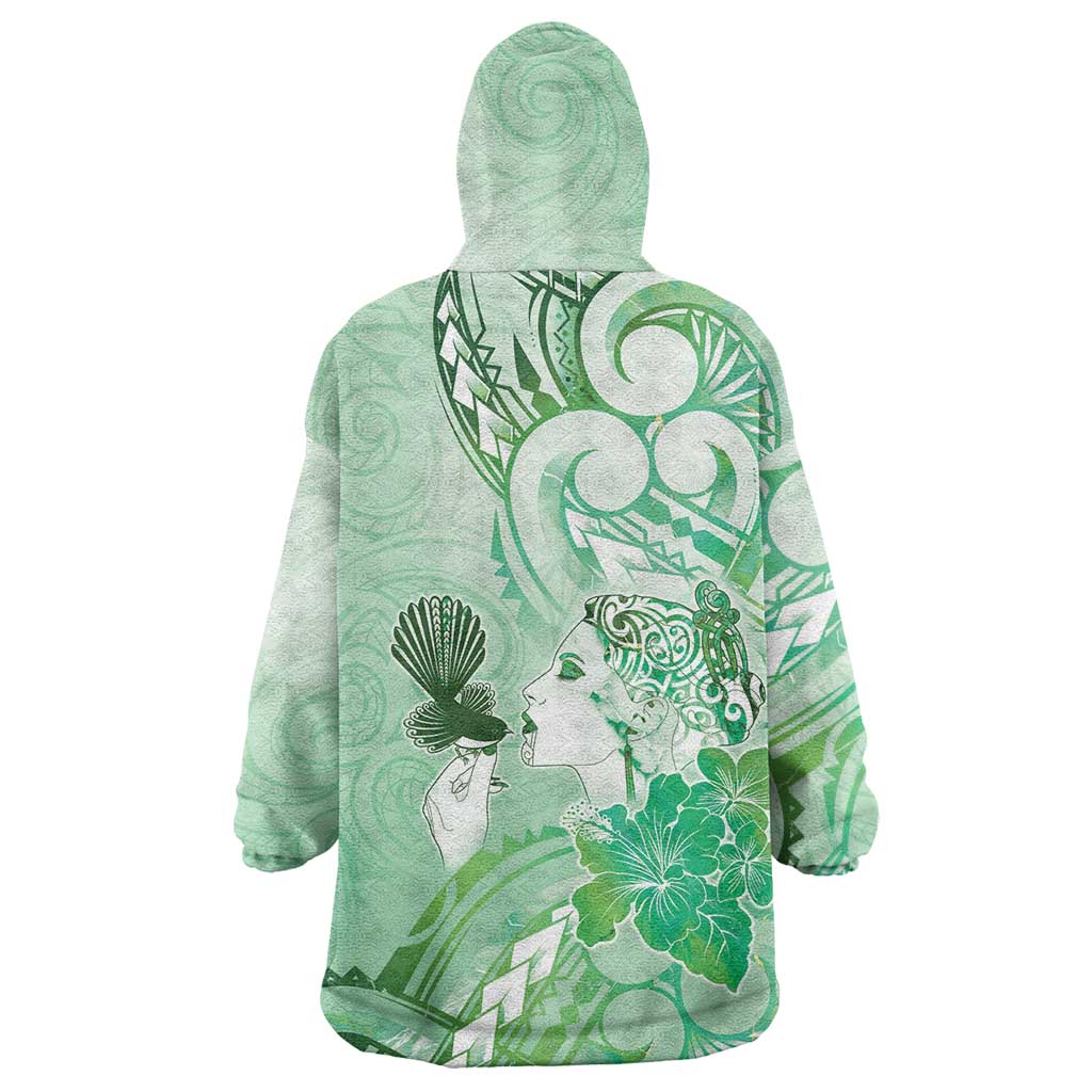 Aotearoa Maori Wahine Wearable Blanket Hoodie Fantail Bird Green Gold Marble