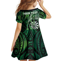 Personalised New Zealand Darts Family Matching Short Sleeve Bodycon Dress and Hawaiian Shirt Maori Koru Dartboard Green Flame