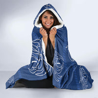 Aloha Hawaii Acacia Koa Leaves Hooded Blanket Navy Kakau Tribal Pattern