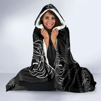 Aloha Hawaii Acacia Koa Leaves Hooded Blanket Black Kakau Tribal Pattern