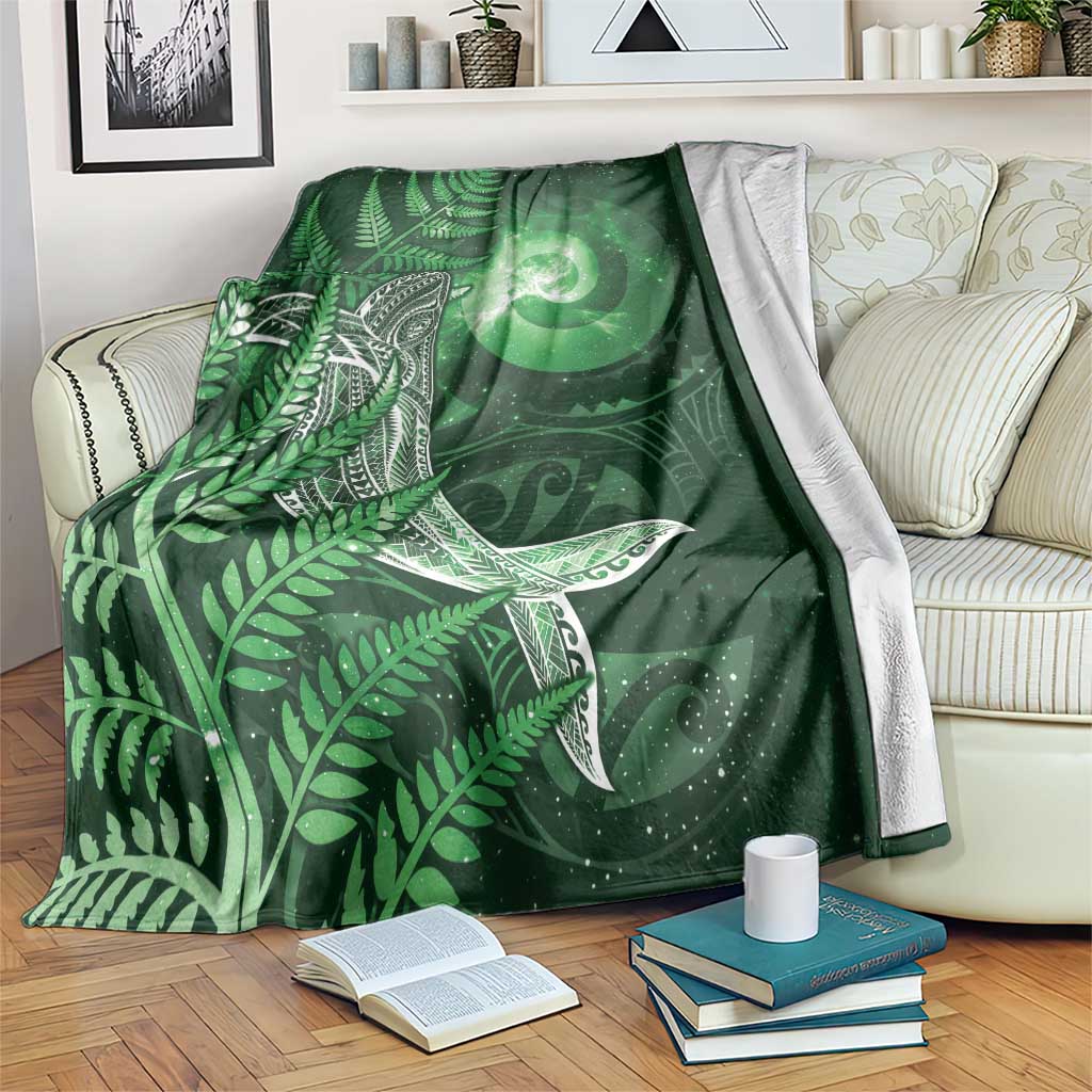 New Zealand Matariki Blanket Maori Koru With Humpback Whale Green LT05 Green - Polynesian Pride
