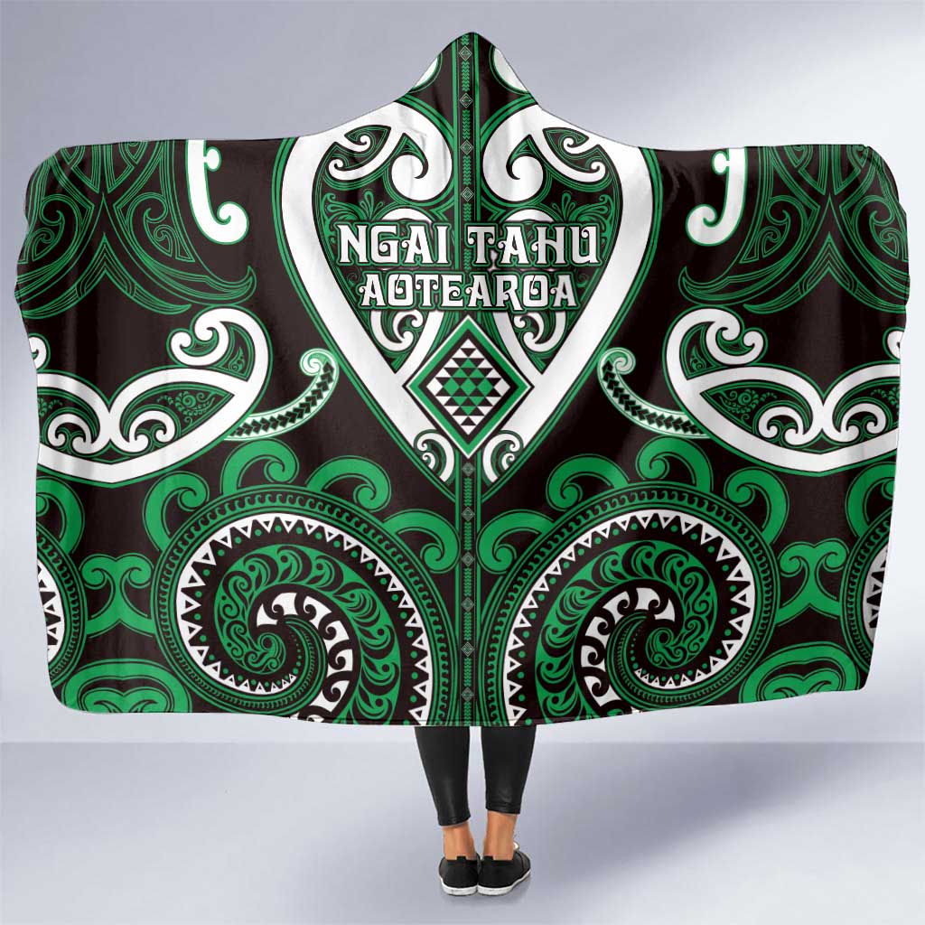 Aotearoa Ngai Tahu Hooded Blanket Maori Tribal Pattern LT05 One Size Green - Polynesian Pride