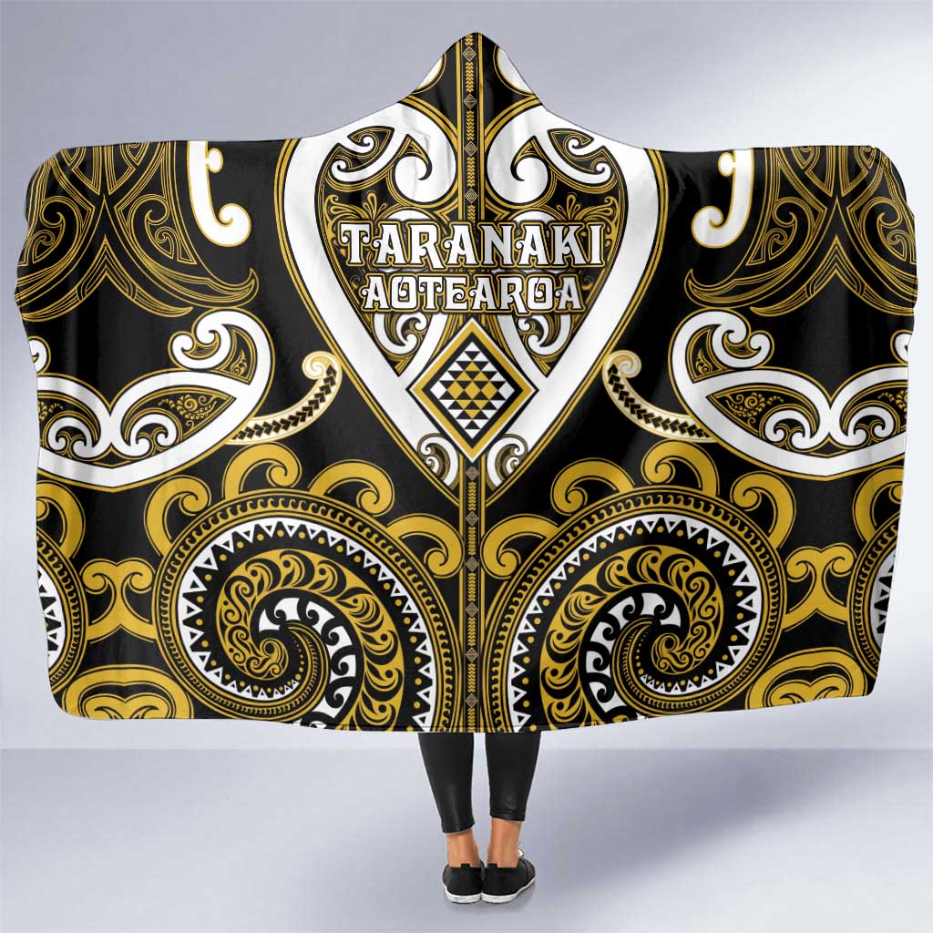 Aotearoa Taranaki Hooded Blanket Maori Tribal Pattern LT05 One Size Yellow - Polynesian Pride