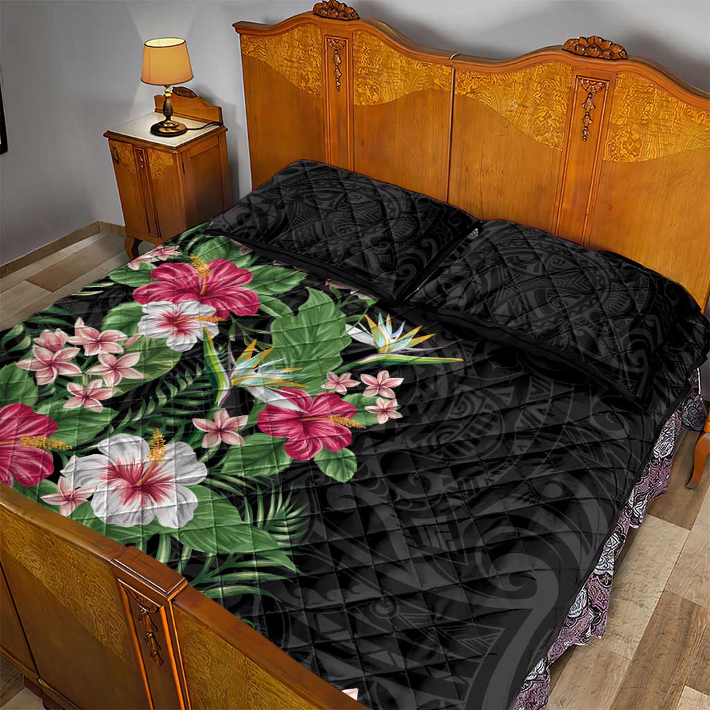 Hawaii Tropical Flowers Quilt Bed Set Polynesian Tattoo Black