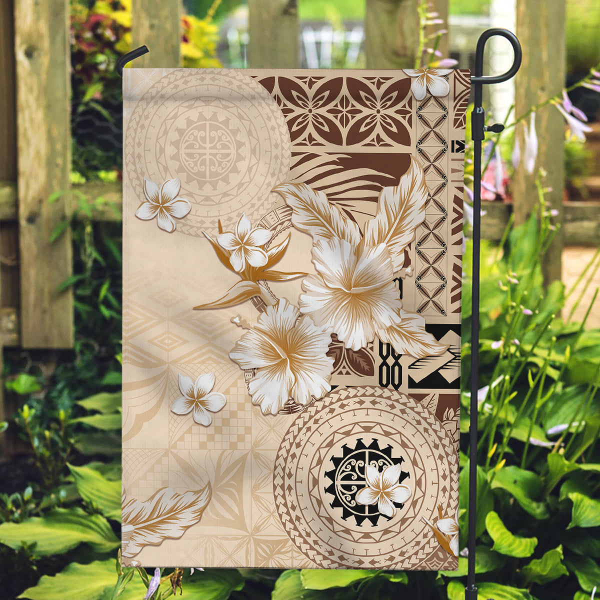 Samoa Siapo Pattern With Beige Hibiscus Garden Flag