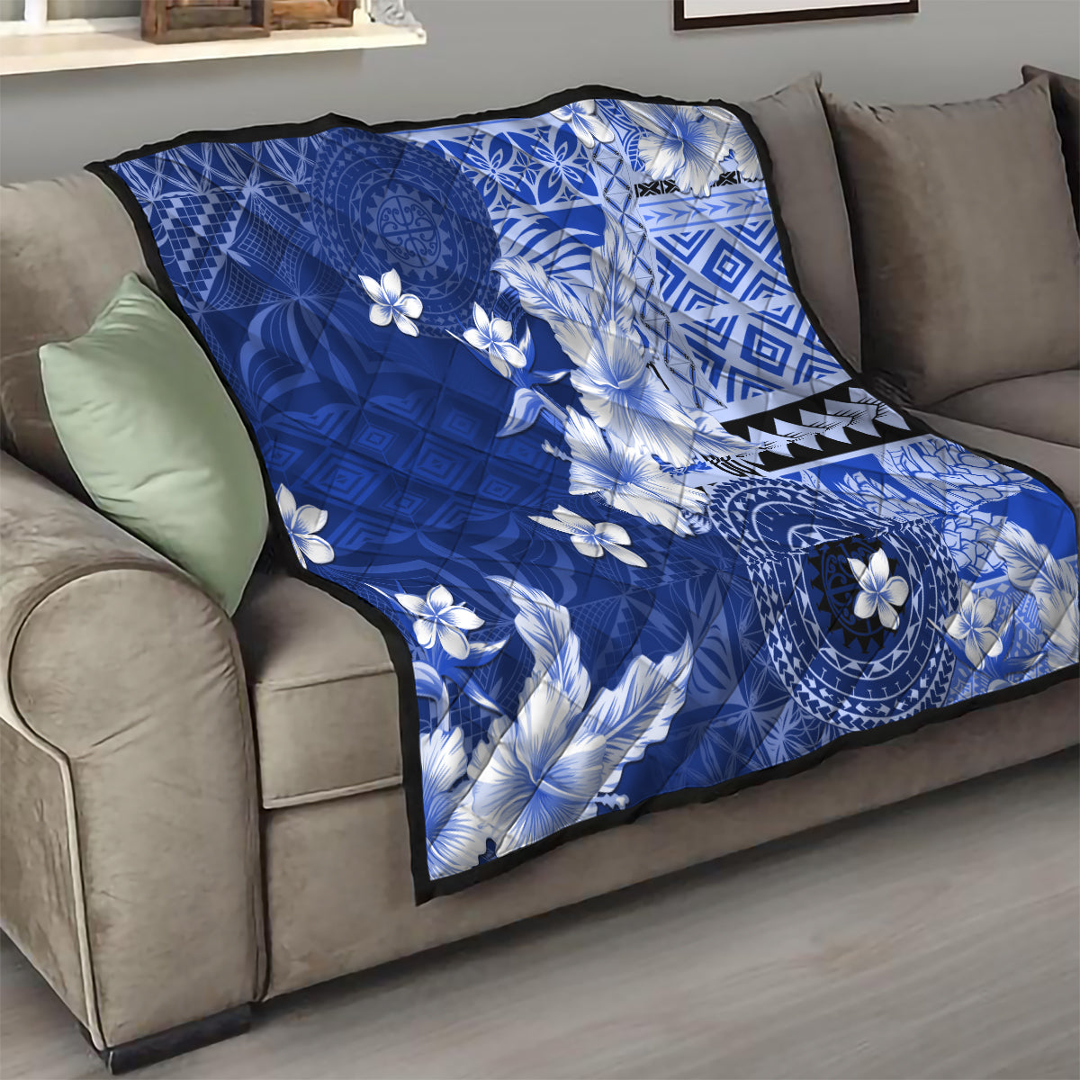 Samoa Siapo Pattern With Navy Hibiscus Quilt LT05 - Polynesian Pride
