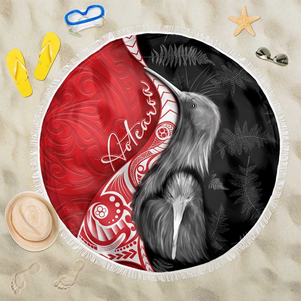 New Zealand Aotearoa Beach Blanket Kiwi Fern Maori Pattern Red Version