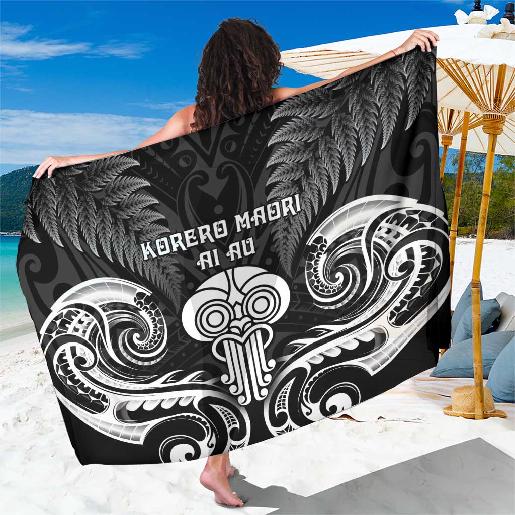 New Zealand Te Reo Maori Sarong Korero Maori Ai Au LT05 One Size 44 x 66 inches Black - Polynesian Pride