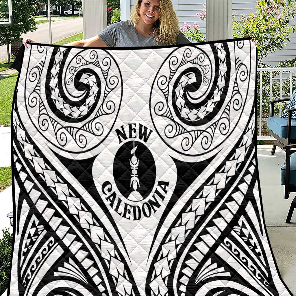 New Caledonia Day Quilt Polynesian Curves White Color LT05 White - Polynesian Pride