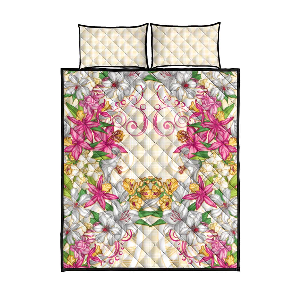 Hawaii Palaka Quilt Bed Set Yellow Tribal Pattern With Tropical Flowers - Polynesian Pride