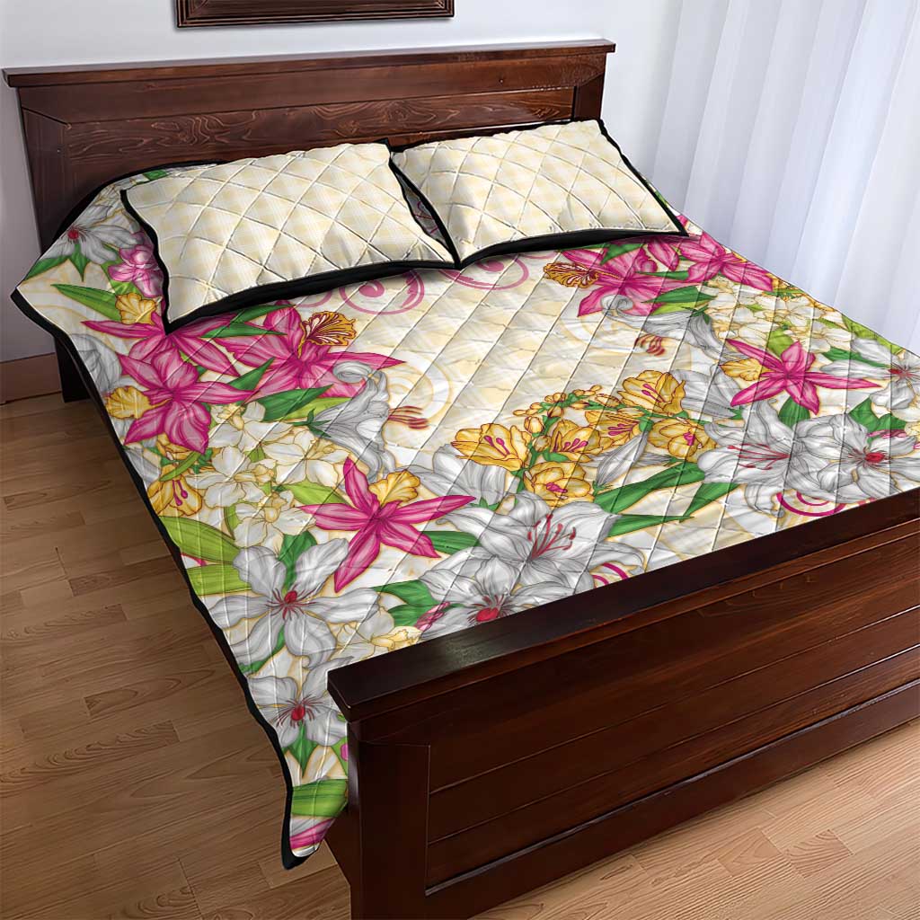 Hawaii Palaka Quilt Bed Set Yellow Tribal Pattern With Tropical Flowers - Polynesian Pride