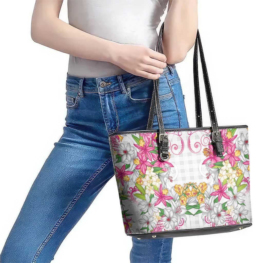 Hawaii Palaka Leather Tote Bag White Tribal Pattern With Tropical Flowers - Polynesian Pride
