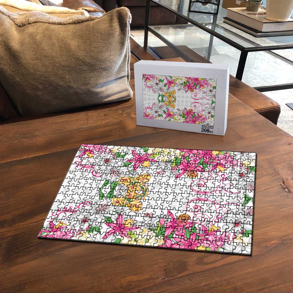 Hawaii Palaka Puzzle White Tribal Pattern With Tropical Flowers - Polynesian Pride