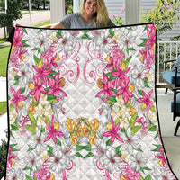 Hawaii Palaka Quilt White Tribal Pattern With Tropical Flowers - Polynesian Pride