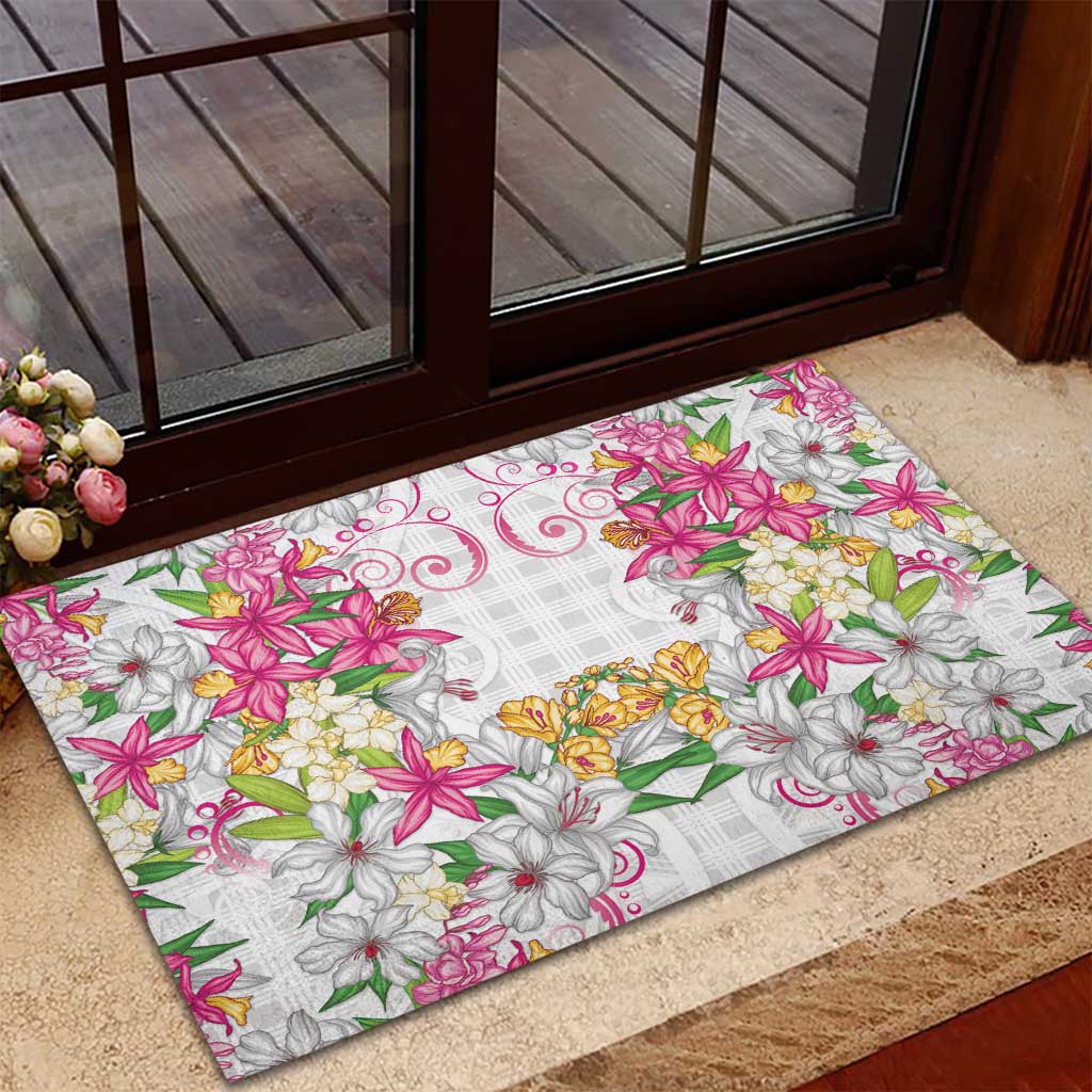 Hawaii Palaka Rubber Doormat White Tribal Pattern With Tropical Flowers - Polynesian Pride