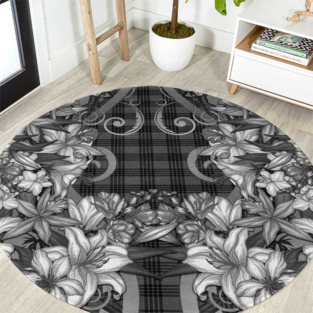 Hawaii Palaka Round Carpet Black Tribal Pattern With Tropical Flowers - Polynesian Pride