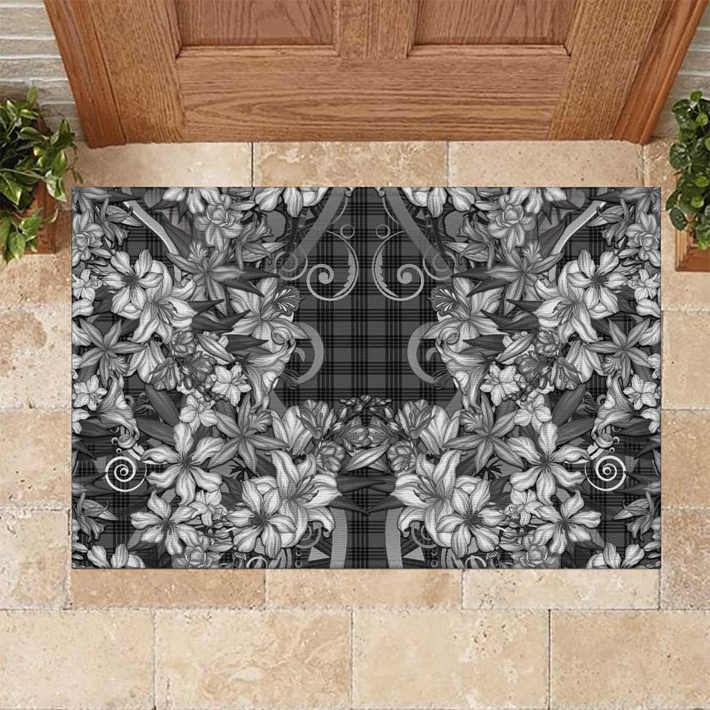Hawaii Palaka Rubber Doormat Black Tribal Pattern With Tropical Flowers - Polynesian Pride