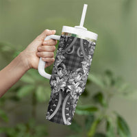 Hawaii Palaka Tumbler With Handle Black Tribal Pattern With Tropical Flowers - Polynesian Pride