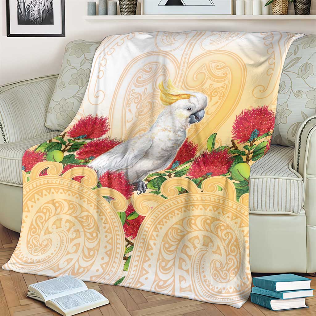 New Zealand Aotearoa Cockatoo Blanket Maori Pattern With Pohutukawa Flowers LT05 - Polynesian Pride