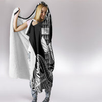 Hawaii Maui Upena Kiloi Hooded Blanket Kakau Tribal Pattern Black Version