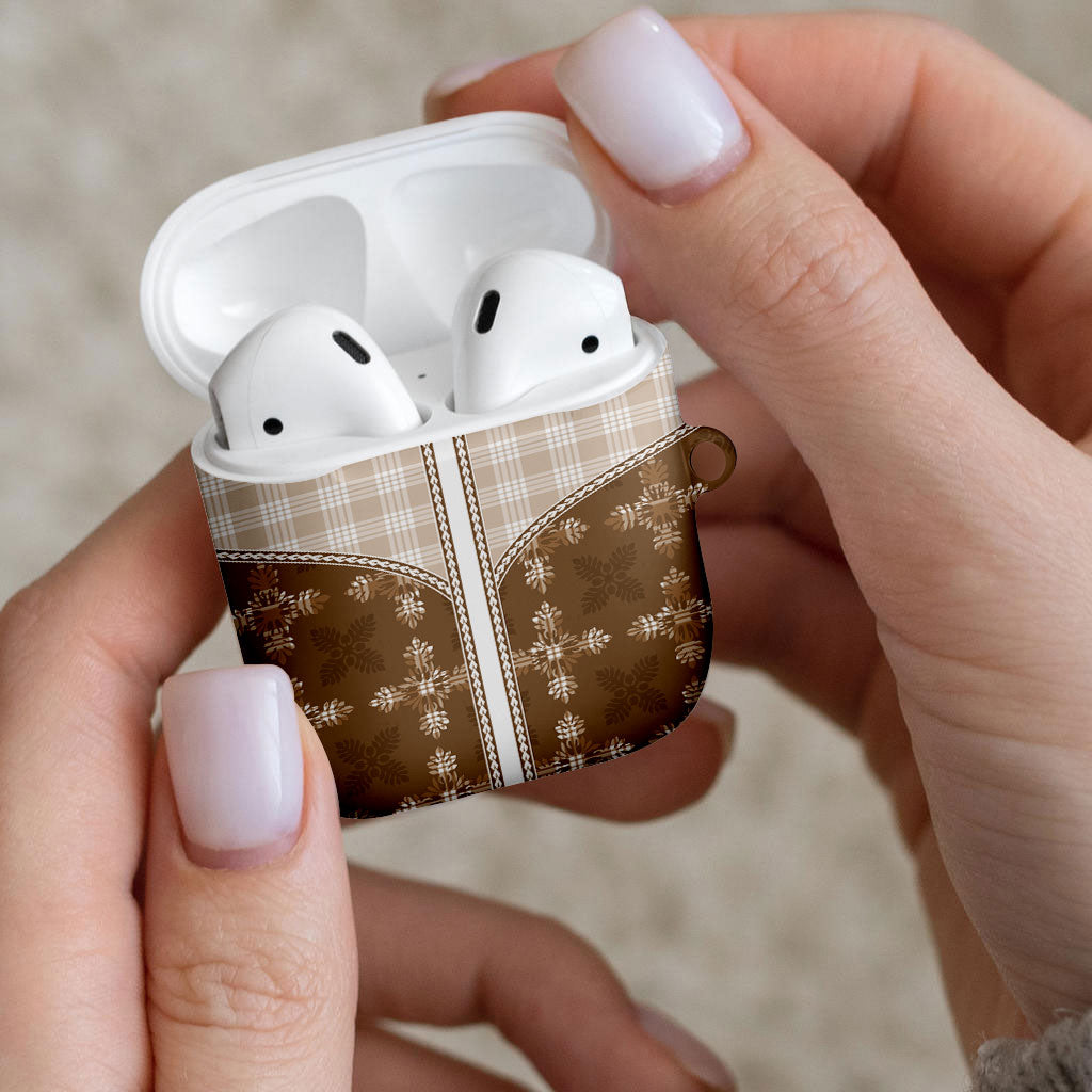 Beige Hawaii Paniolo Quilt Motif AirPods Case