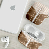 Beige Hawaii Paniolo Quilt Motif AirPods Case