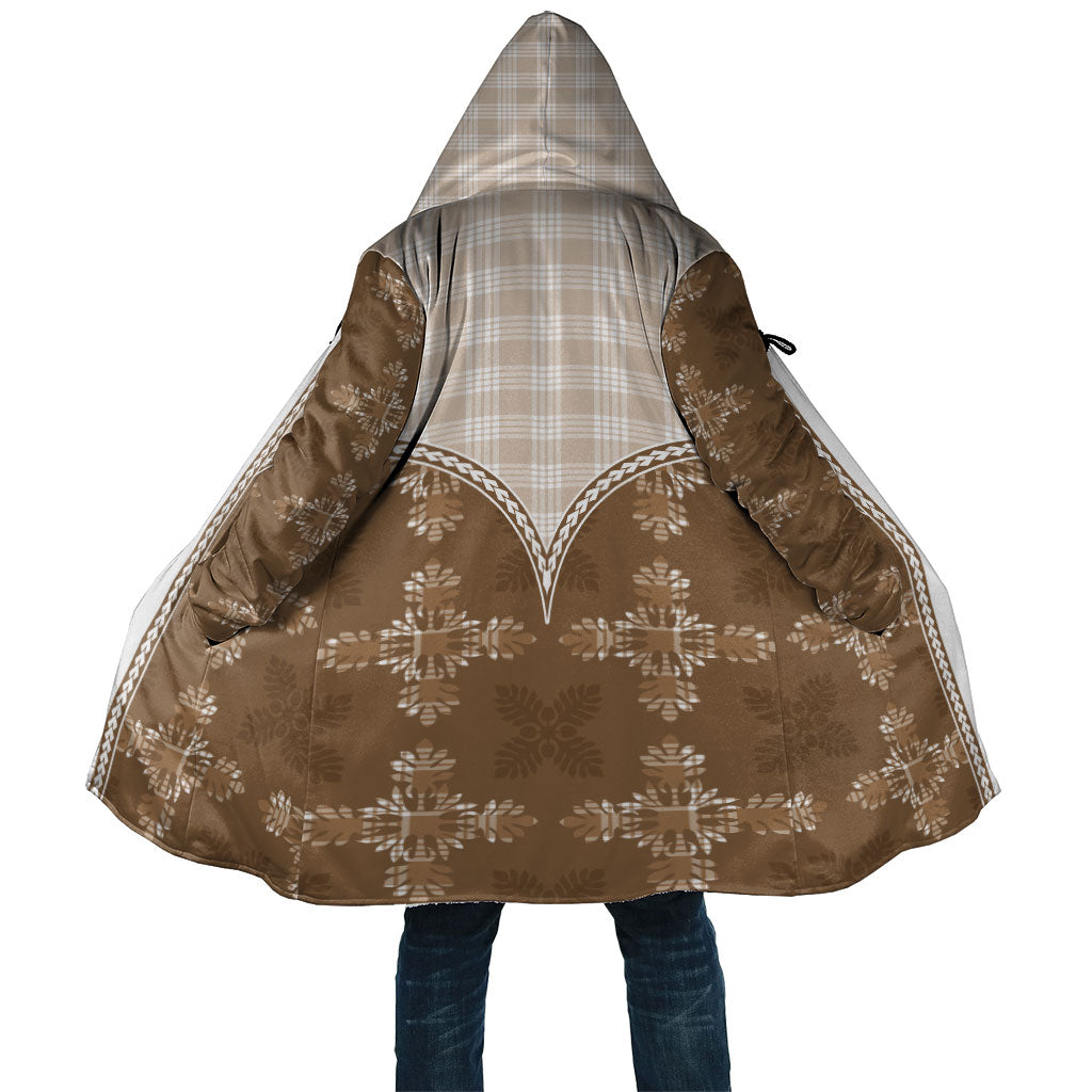 Beige Hawaii Paniolo Quilt Motif Cloak